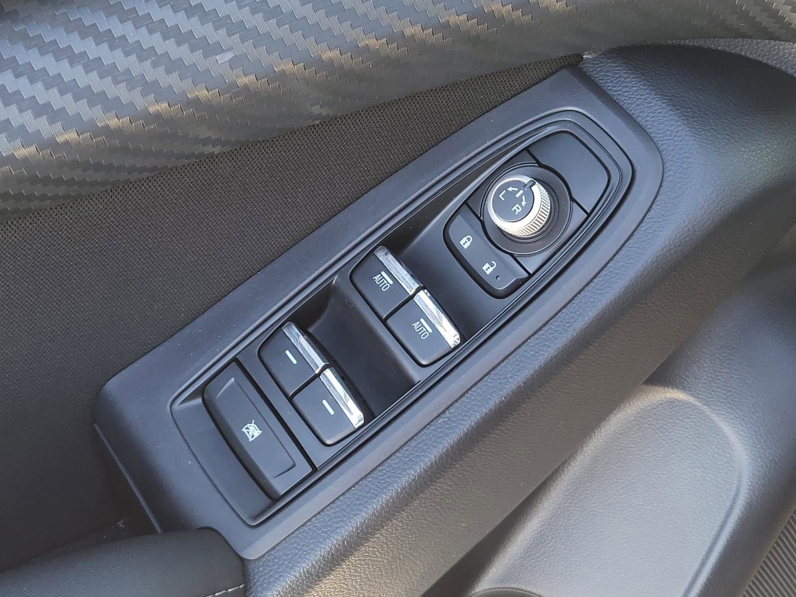 Certified 2025 Subaru Ascent Premium image 18