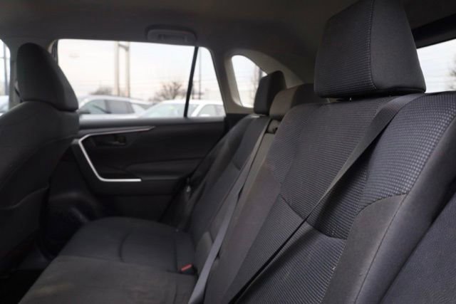 Used 2023 Toyota RAV4 LE image 31