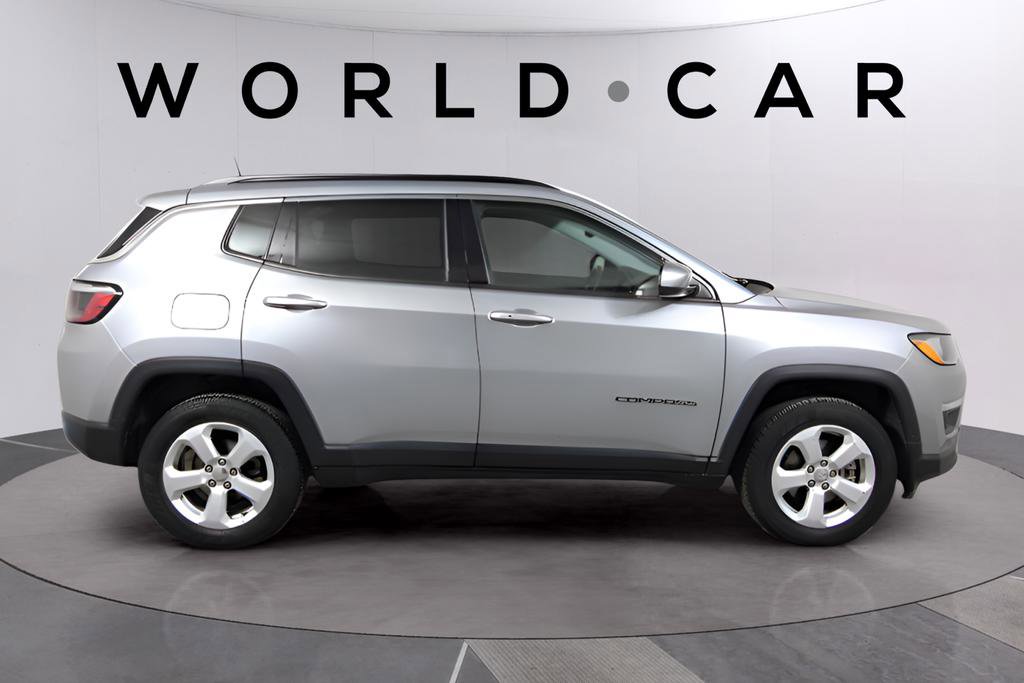 Used 2021 Jeep Compass Latitude image 11