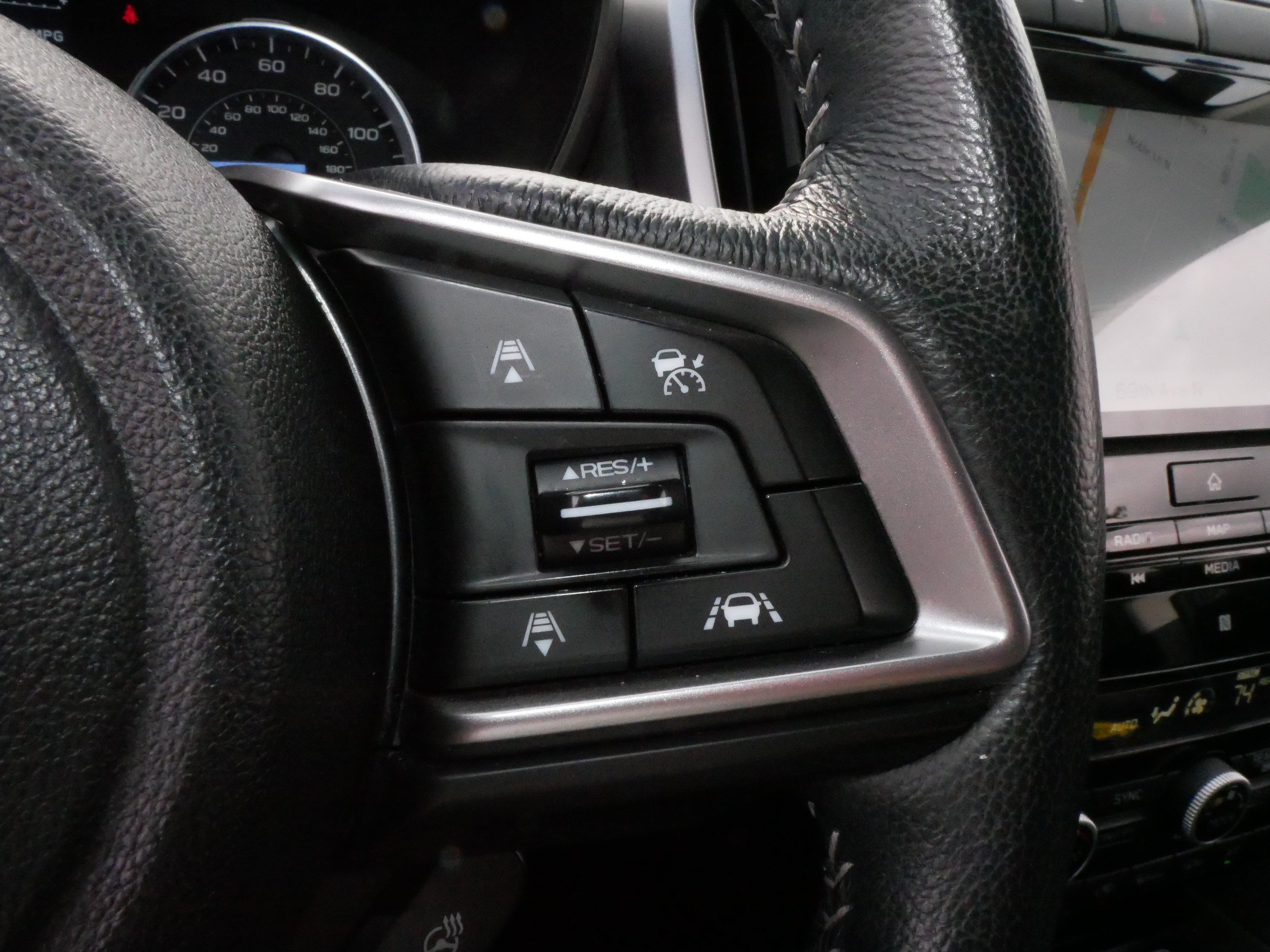 Used 2020 Subaru Ascent Limited w/ Technology Package AWD/4WD image 25