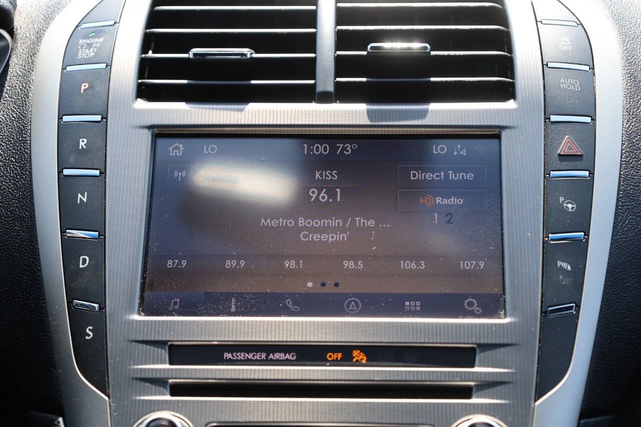 Used 2020 Lincoln MKZ Reserve w/ Luxury Package FWD image 20