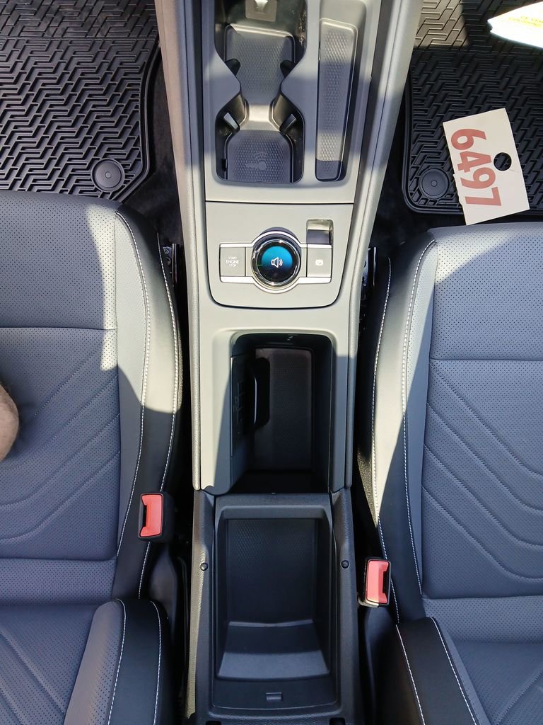 New 2026 Volkswagen Tiguan SE image 25