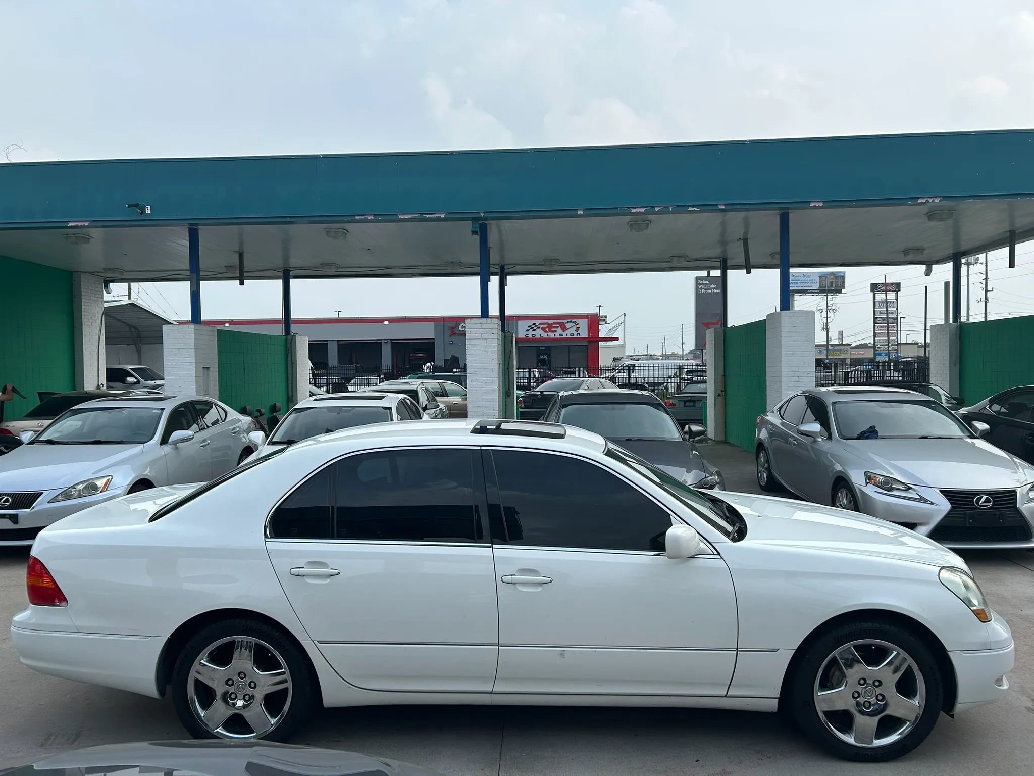 Used 2002 Lexus LS 430 RWD image 6