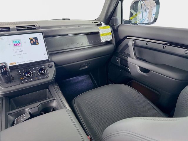 New 2026 Land Rover Defender 110 OCTA AWD/4WD image 26