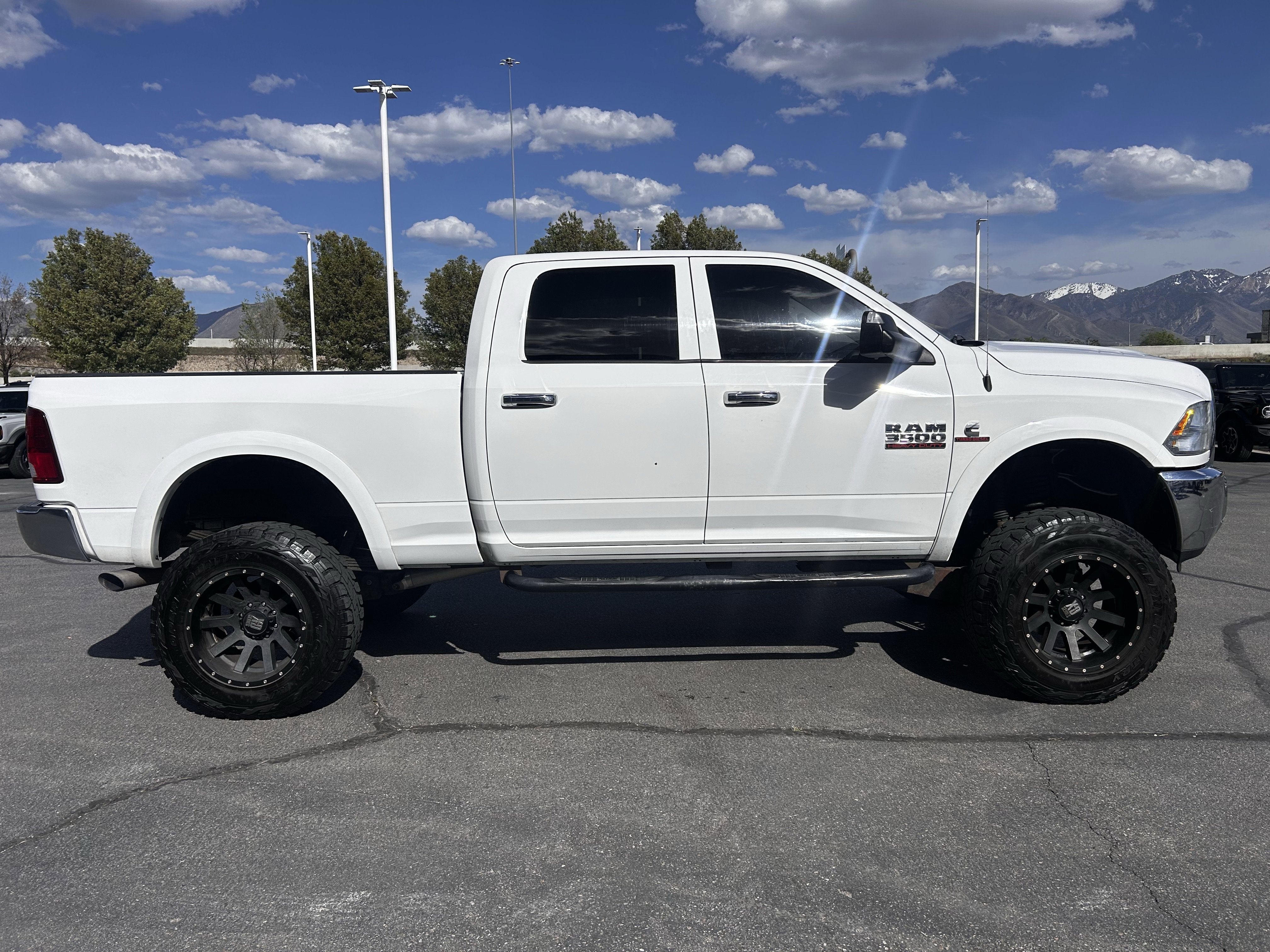 Used 2014 RAM 3500 Tradesman w/ Chrome Appearance Group image 6