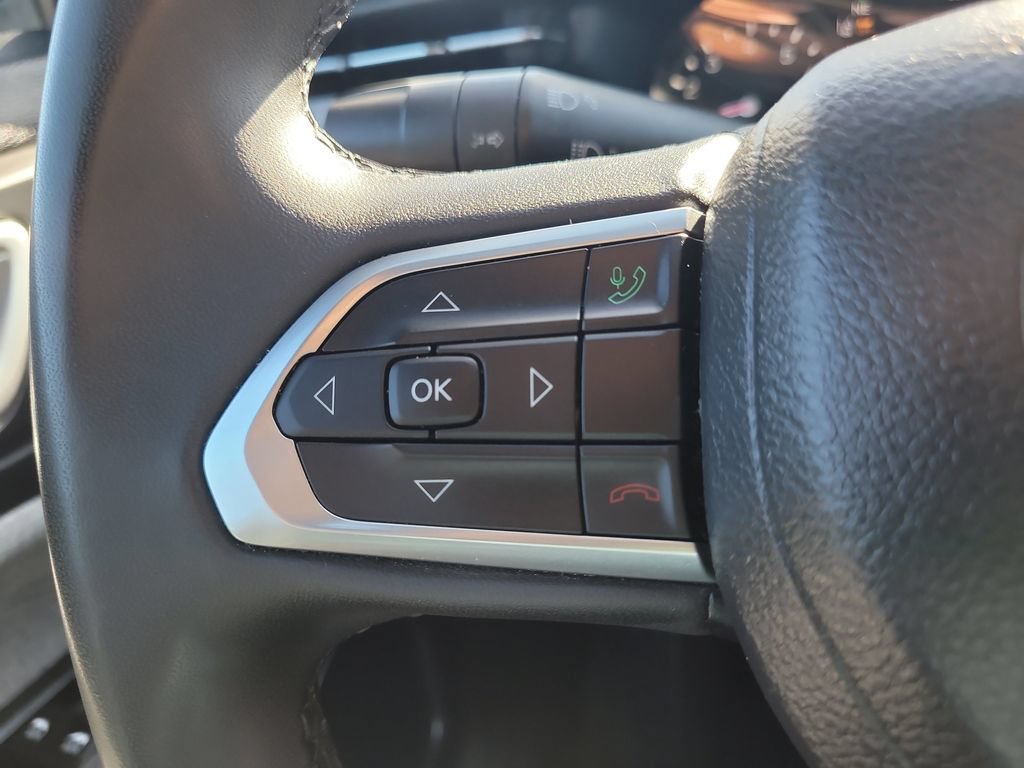 Used 2024 Jeep Compass Latitude AWD/4WD image 31