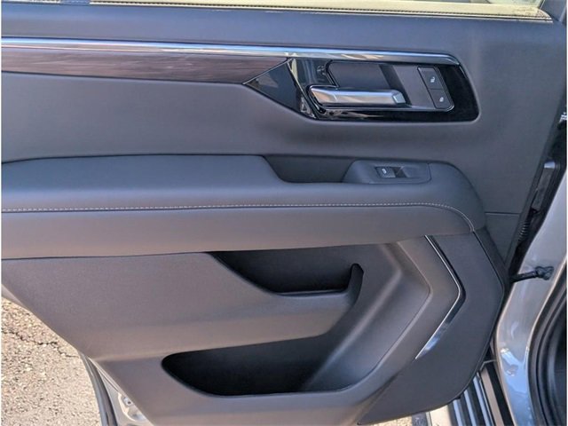 New 2026 Chevrolet Tahoe LS image 10
