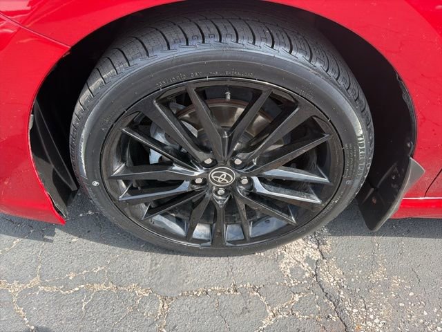 Used 2022 Toyota Camry XSE image 10