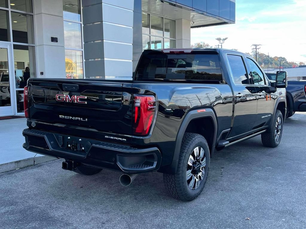 New 2026 GMC Sierra 2500 Denali w/ Denali Reserve Package AWD/4WD image 3
