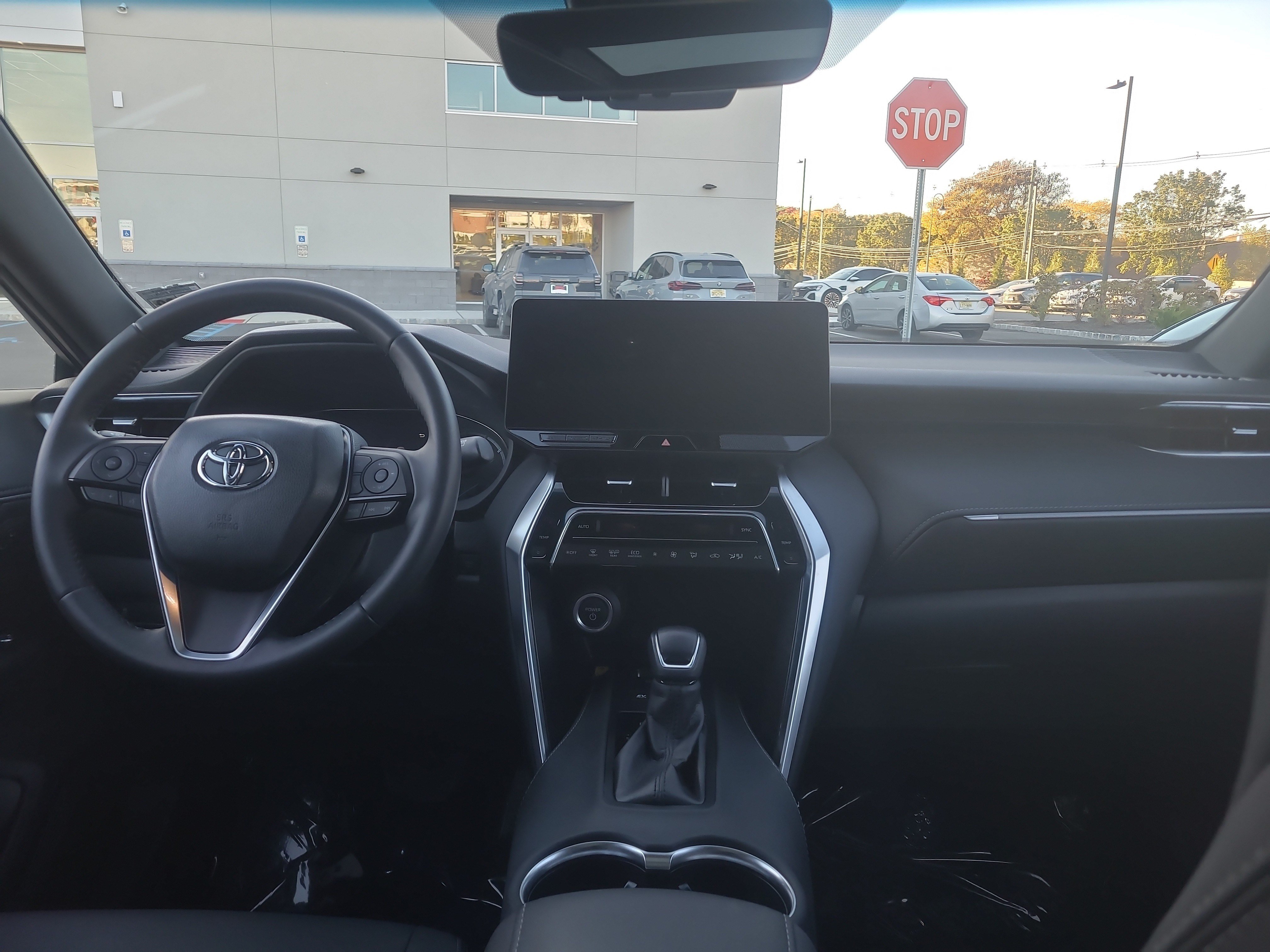 Certified 2023 Toyota Venza Nightshade AWD/4WD image 18