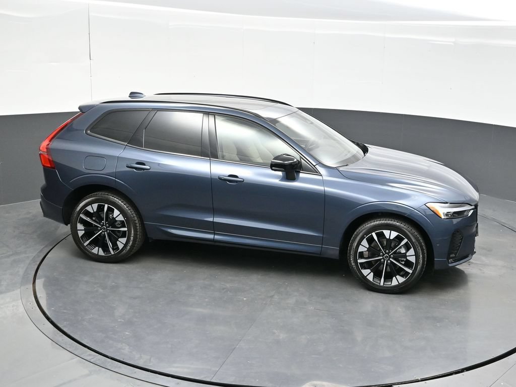 New 2026 Volvo XC60 B5 Plus w/ Climate Package AWD/4WD image 32