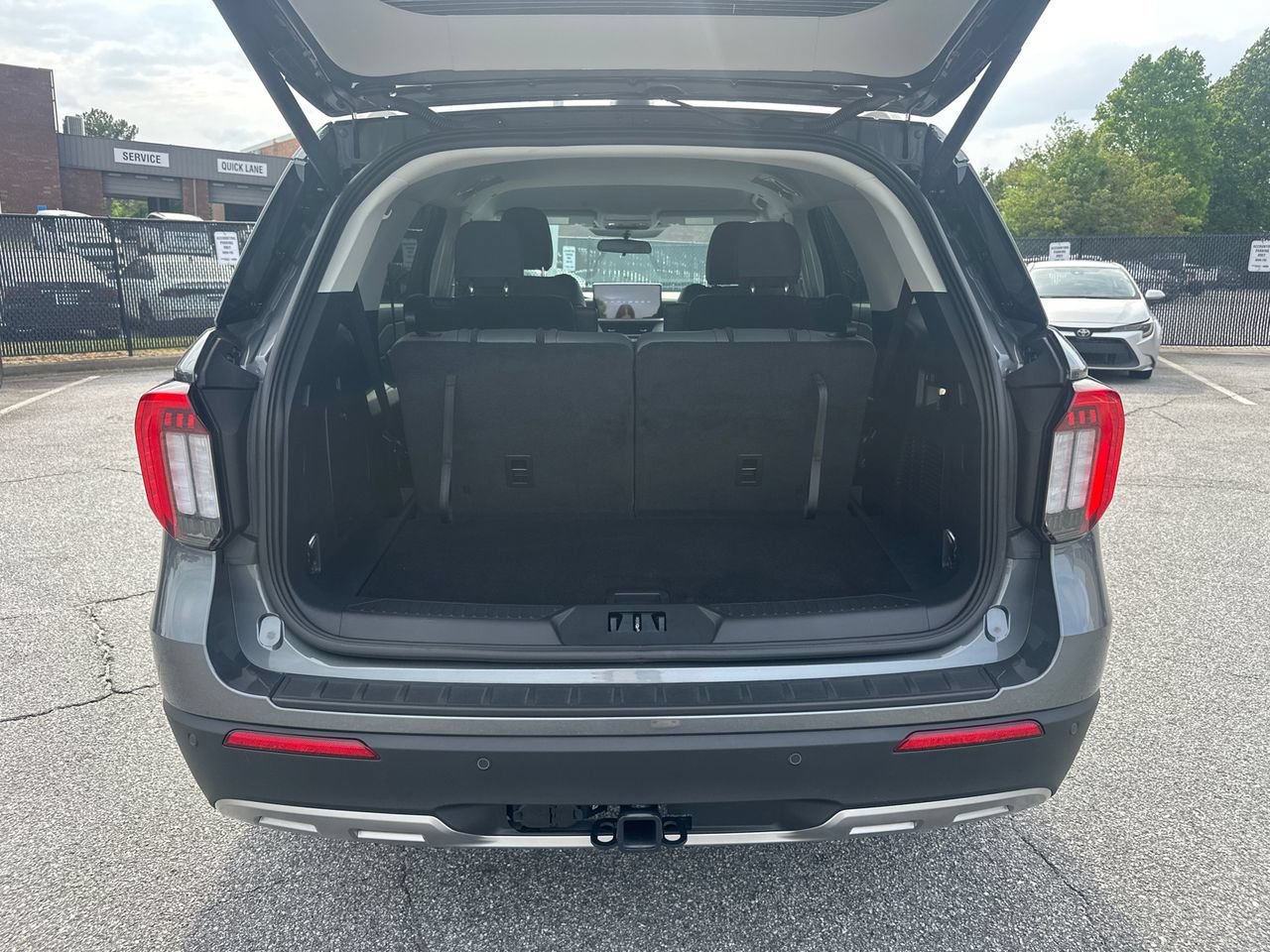 New 2026 Ford Explorer Active w/ Active Comfort Package RWD image 18