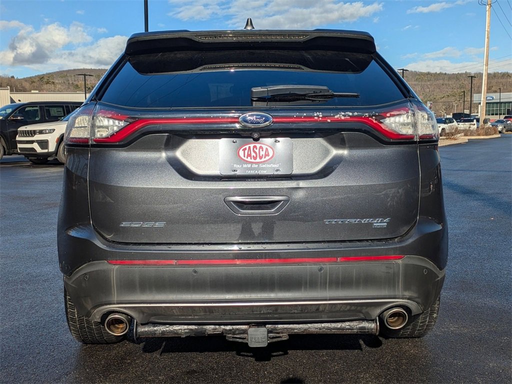 Used 2017 Ford Edge Titanium w/ Equipment Group 302A image 4