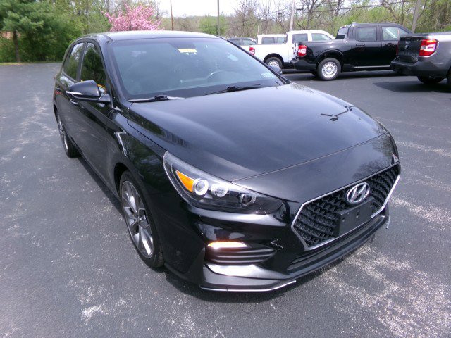 Used 2020 Hyundai Elantra GT N Line FWD image 2