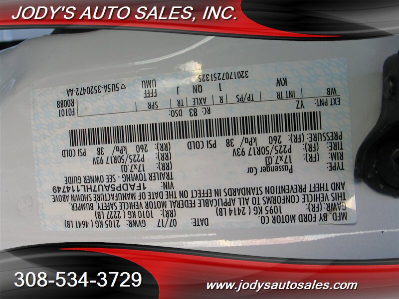 Used 2017 Ford C-MAX SE FWD image 36