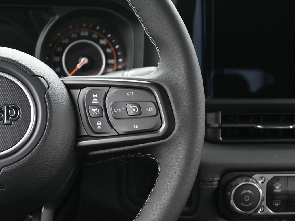 New 2025 Jeep Gladiator Mojave w/ Safety Group image 29