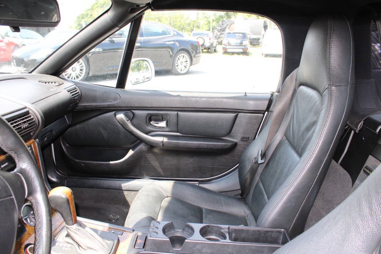 Used 2002 BMW Z3 3.0i RWD image 14