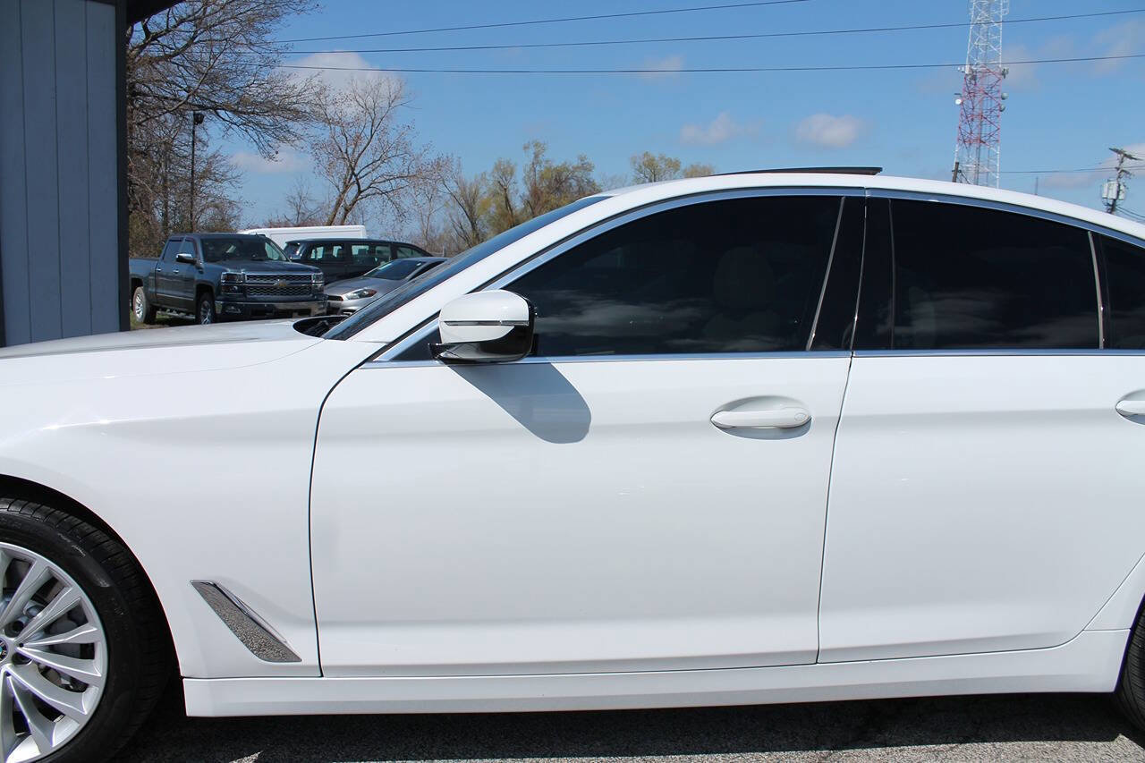 Used 2021 BMW 530i xDrive w/ Convenience Package AWD/4WD image 30