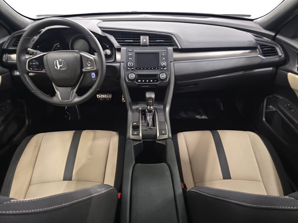 Used 2018 Honda Civic Sport image 9