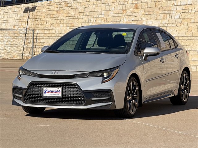 Used 2024 Toyota Corolla SE image 3