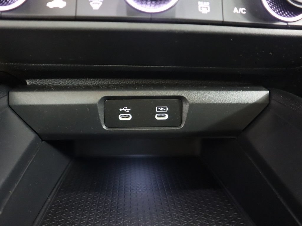 Used 2023 Honda Accord LX image 43