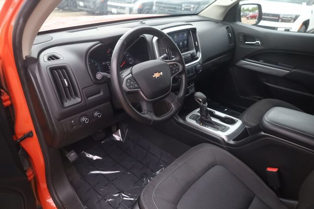 Used 2022 Chevrolet Colorado LT w/ LT Convenience Package AWD/4WD image 9