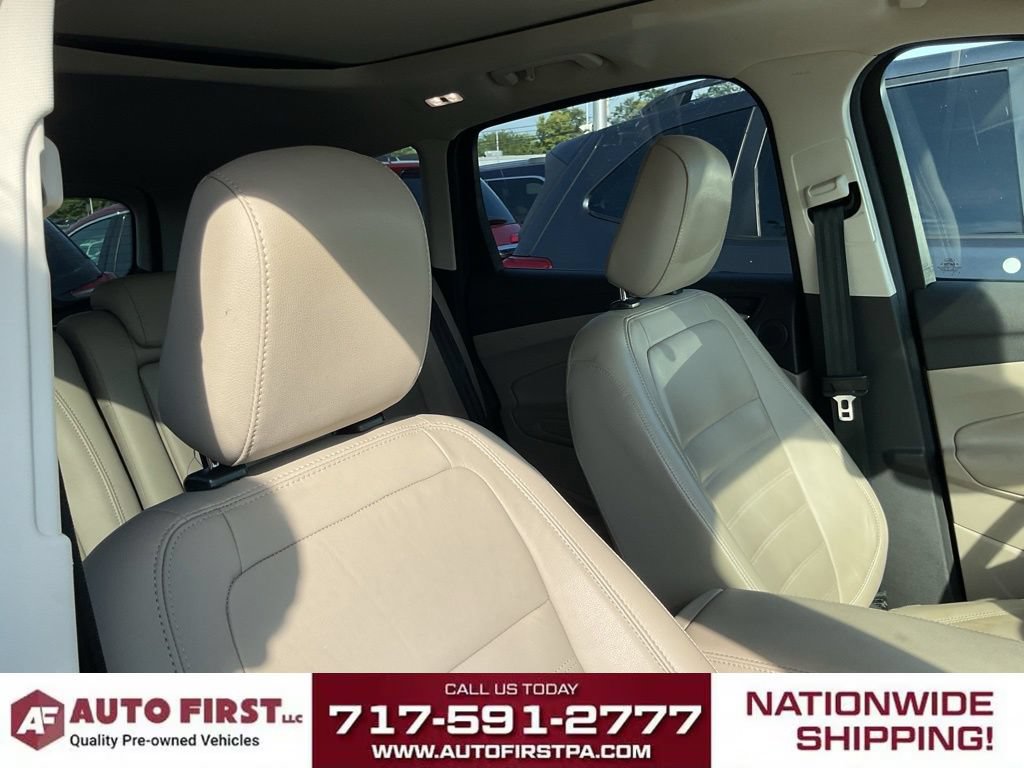 Used 2019 Ford Escape Titanium AWD/4WD image 19