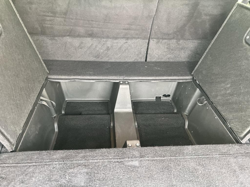 Used 2021 Dodge Durango SXT image 18