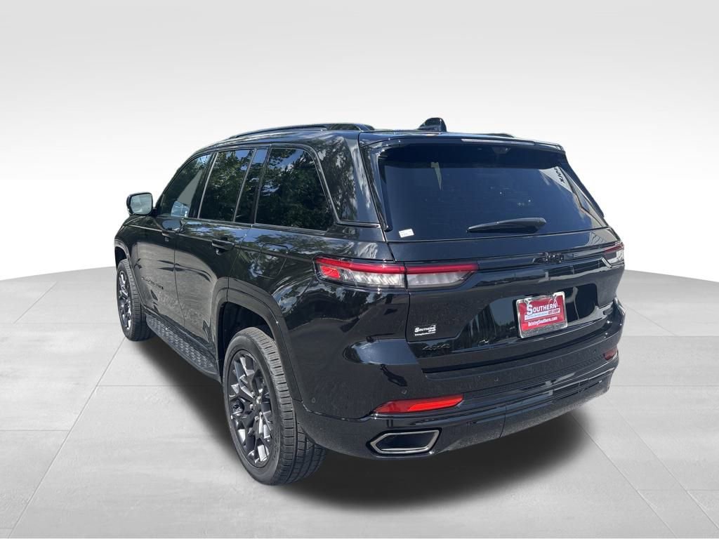 New 2025 Jeep Grand Cherokee Summit w/ Adv Protech Group IV image 4