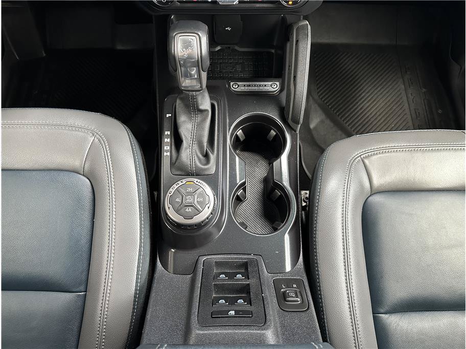 Used 2024 Ford Bronco Outer Banks AWD/4WD image 26
