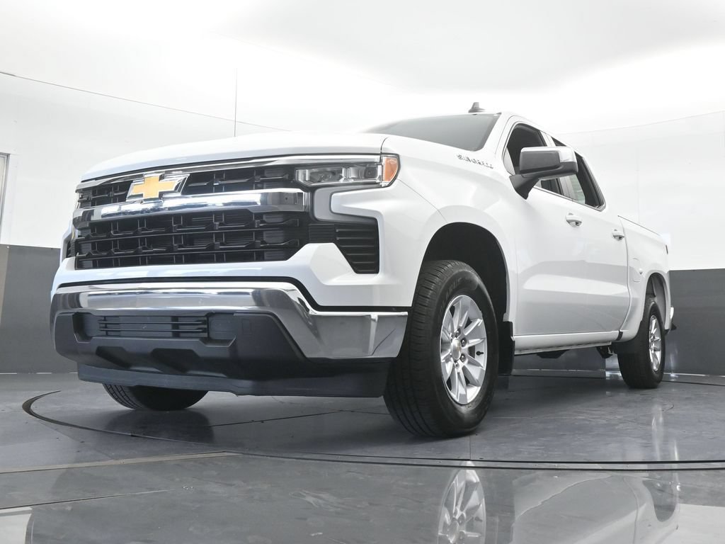 Used 2025 Chevrolet Silverado 1500 LT RWD image 41