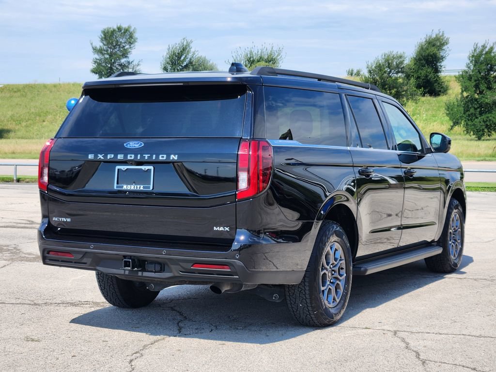 Used 2025 Ford Expedition Max Active AWD/4WD image 5