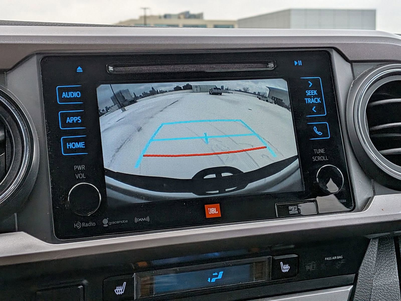 Used 2019 Toyota Tacoma Limited image 20