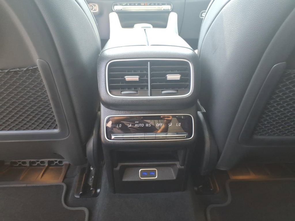 Certified 2026 Mercedes-Benz GLS 450 4MATIC image 29