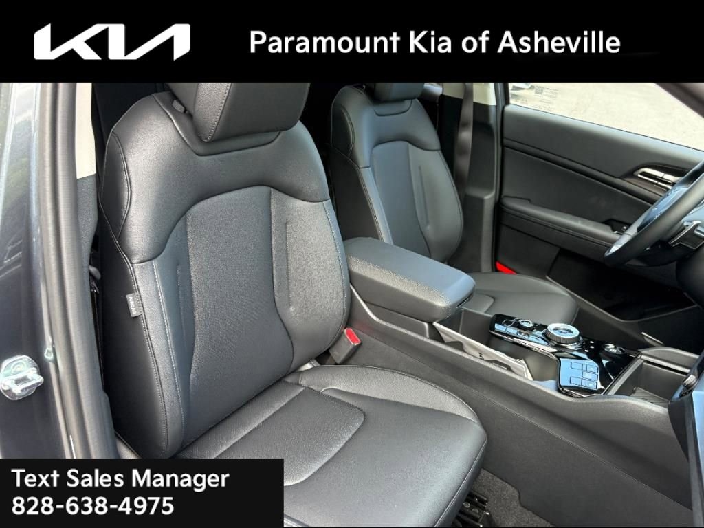 New 2025 Kia Sportage EX w/ EX Premium Package image 21