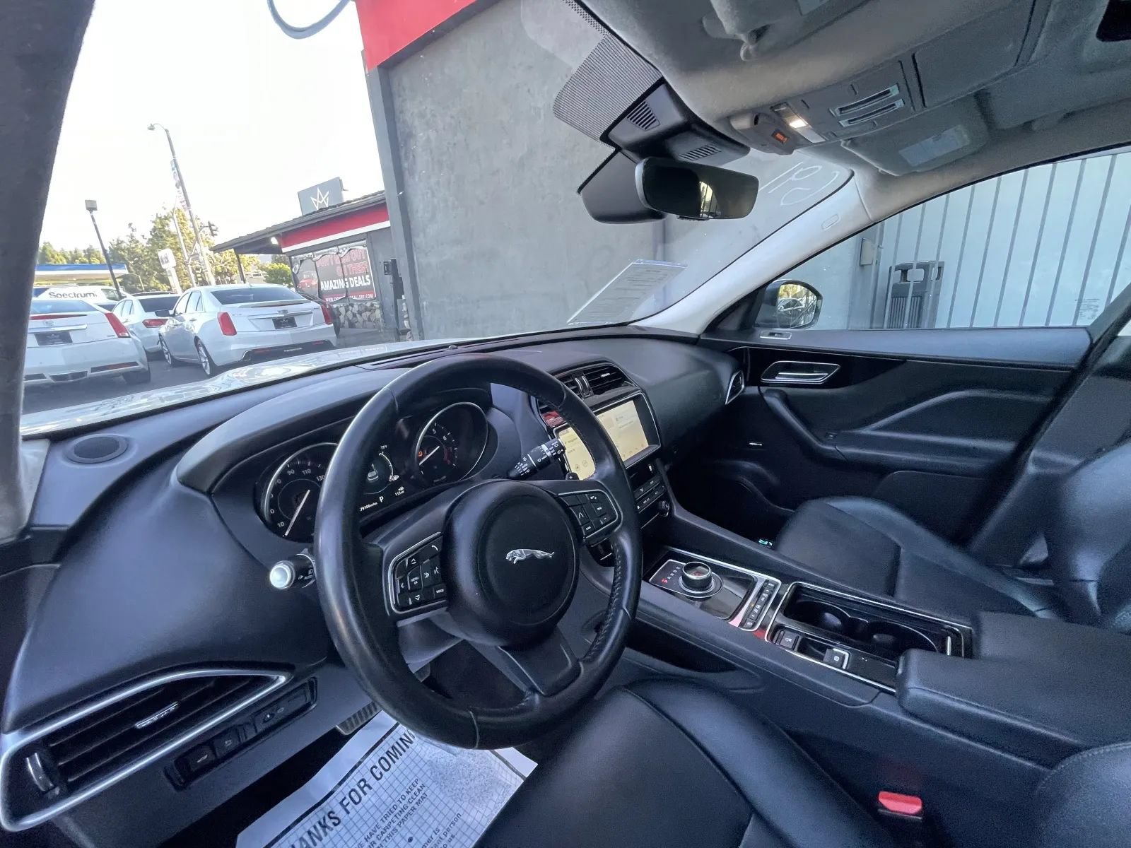 Used 2019 Jaguar F-PACE Premium AWD/4WD image 9