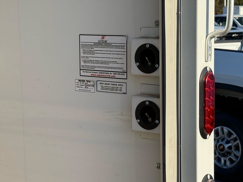 Used 2024 Chevrolet Low Cab Forward RWD image 15