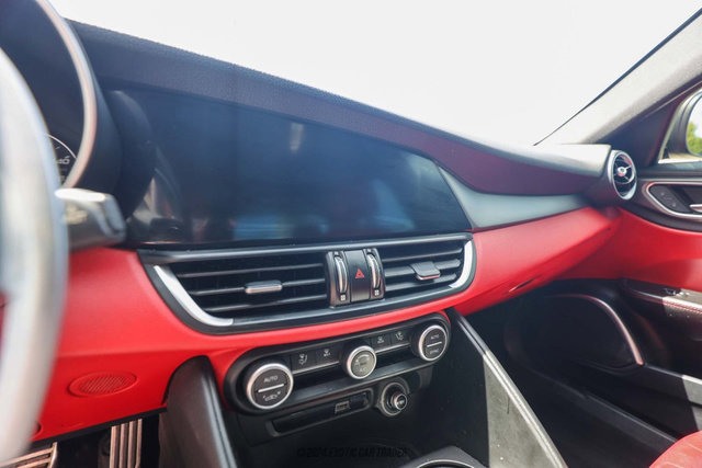 Used 2020 Alfa Romeo Giulia w/ Quick Order Package 22K Sport image 43