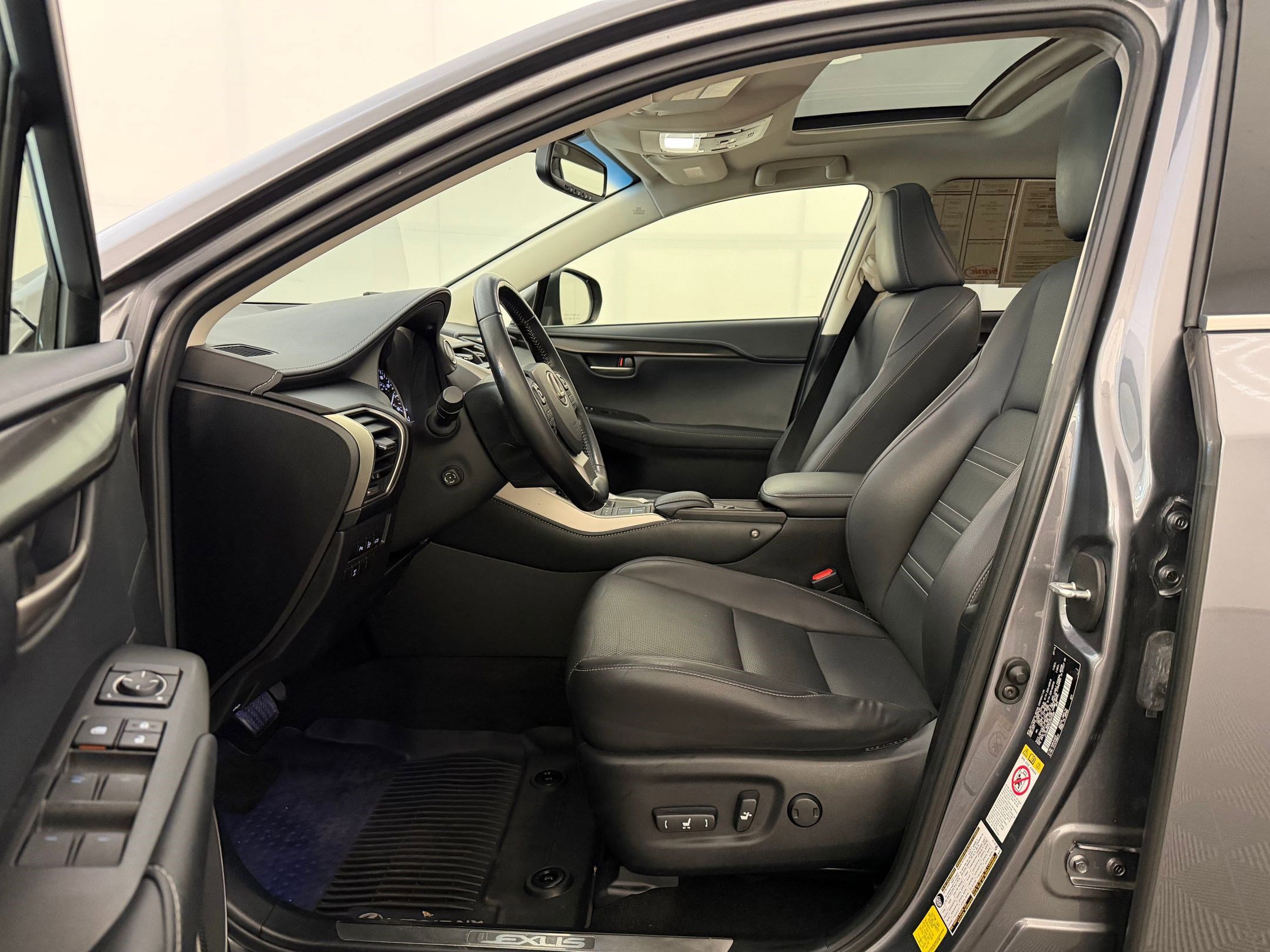 Used 2016 Lexus NX 200t AWD w/ Premium Package image 5