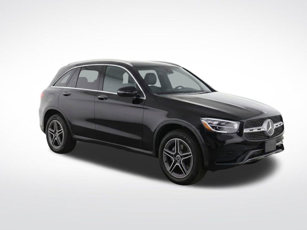 Used 2021 Mercedes-Benz GLC 300 4MATIC w/ AMG Line image 35