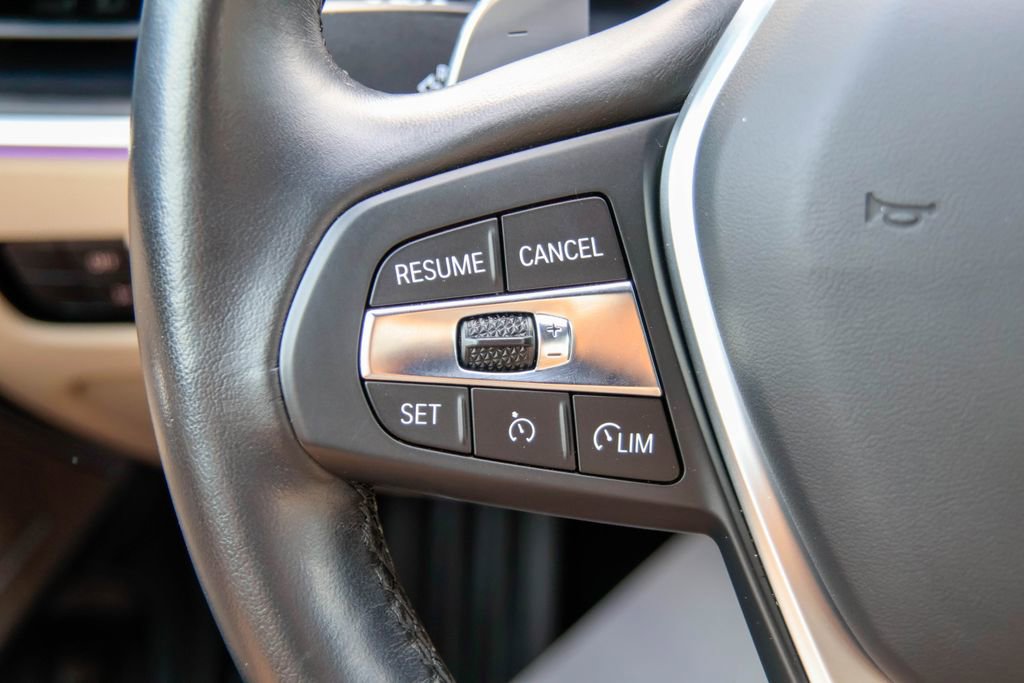 Used 2020 BMW 330i Sedan w/ Premium Package image 14