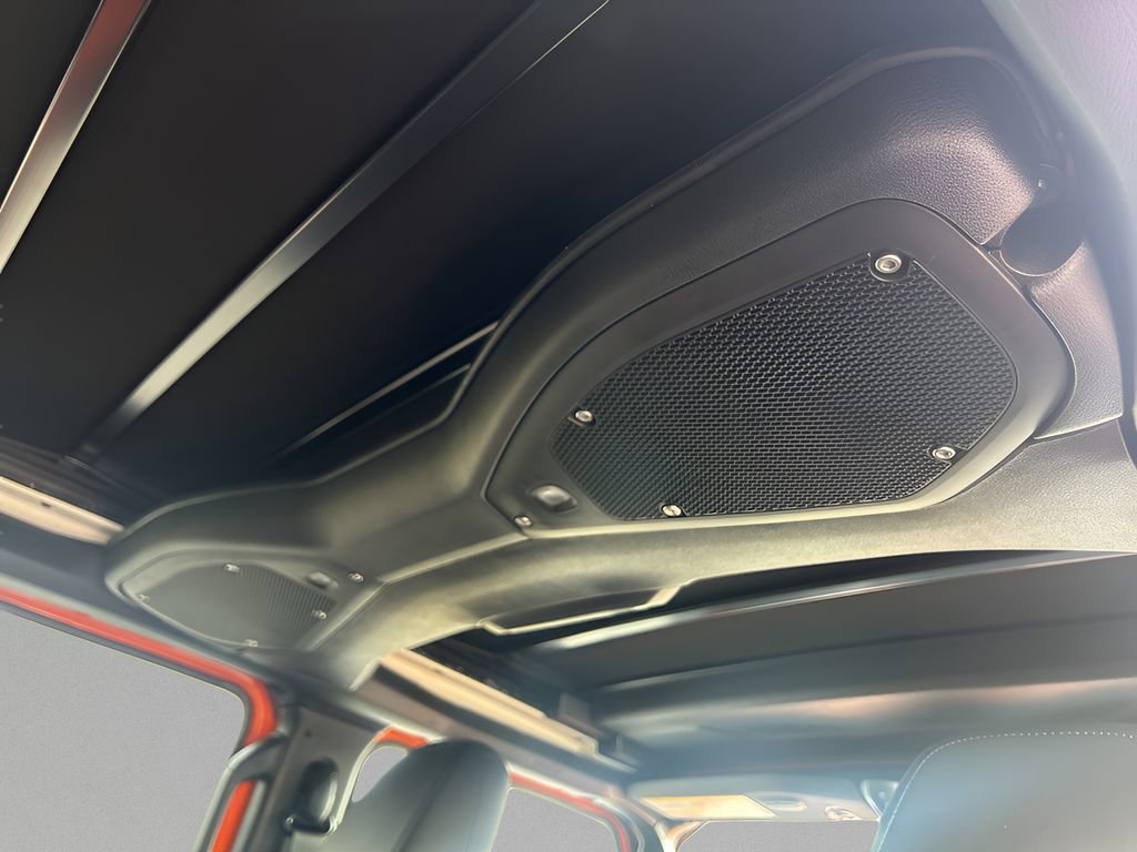 New 2025 Jeep Wrangler Unlimited Rubicon 392 image 28
