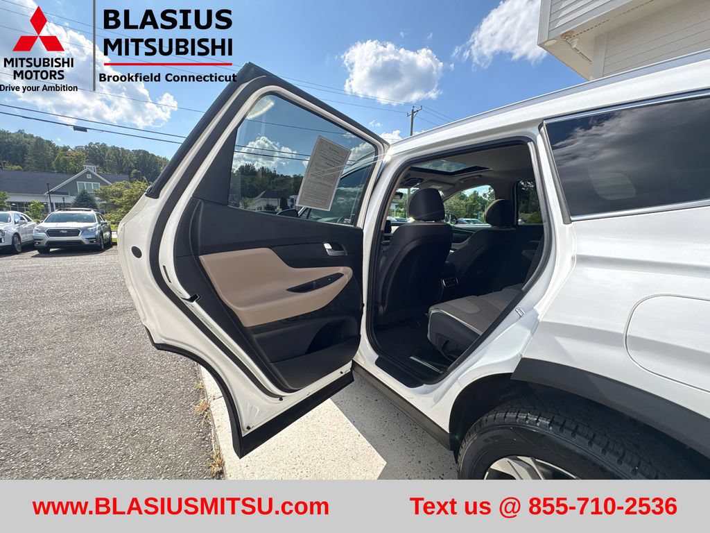 Used 2023 Hyundai Santa Fe SEL AWD/4WD image 37