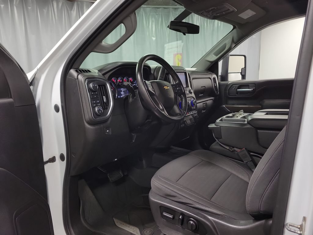 Used 2020 Chevrolet Silverado 2500 LT w/ Convenience Package AWD/4WD image 13