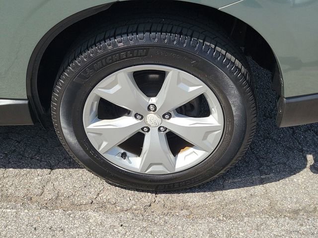 Used 2016 Subaru Forester 2.5i Premium w/ Popular Package #2 AWD/4WD image 5