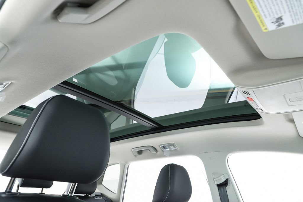 New 2026 Volkswagen Taos SEL image 74