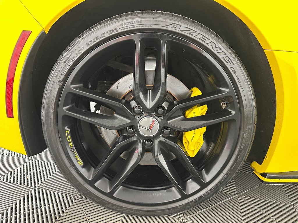 Used 2015 Chevrolet Corvette Stingray Coupe w/ 2LT Preferred Equipment Group image 13