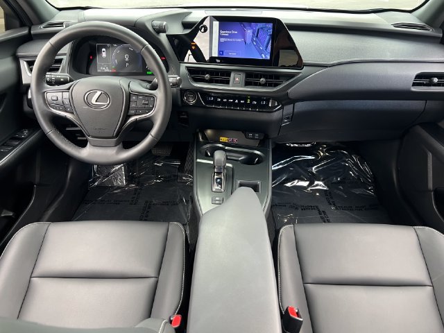 Used 2026 Lexus UX 300h FWD w/ Accessory Package (Z1) image 33