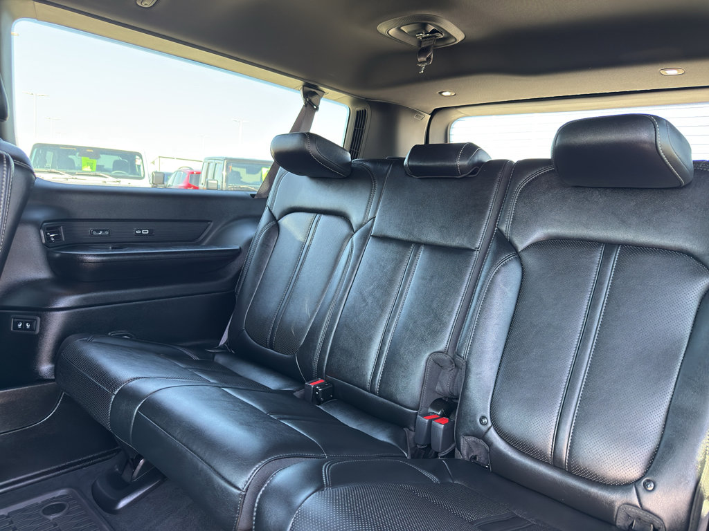 Used 2025 Jeep Wagoneer L Series II w/ Convenience Group I AWD/4WD image 33