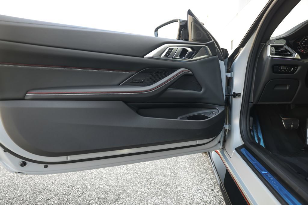 Used 2023 BMW M4 CSL RWD image 41